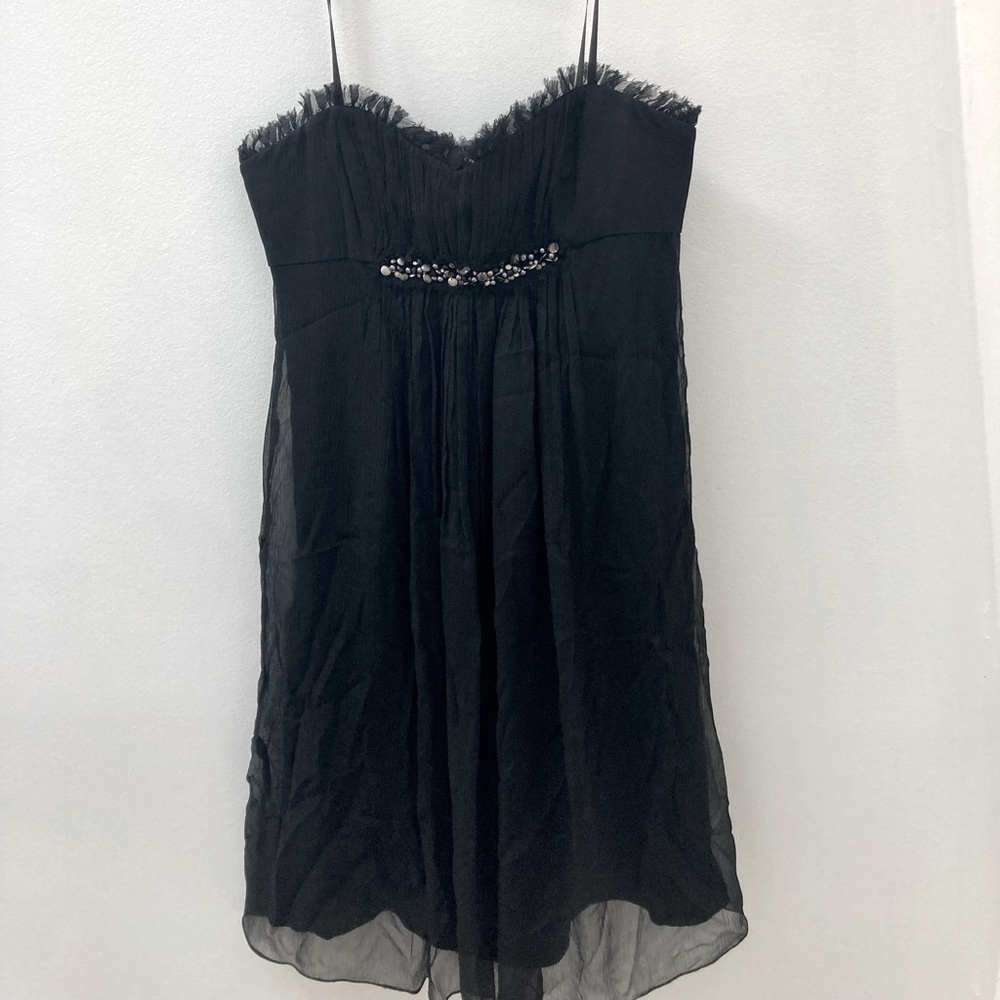 BCBG chiffon strapless dress size 4 knee length
